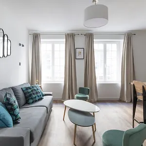 L'aurore By Cocoonr , Saint-Malo France